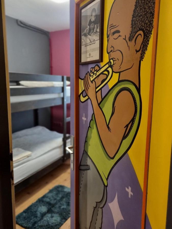 Sax Pub Hostel ลูบลิยานา ภายนอก รูปภาพ